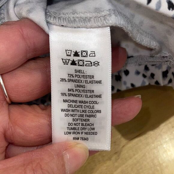 Bailey 44 Sport 2pc Work Out Leggings Crop Top Black White Print XS NWT - Picture 6 of 10